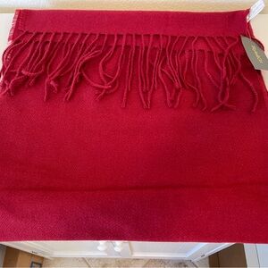 Red Winter Fringe Scarf NWT 16”x76”